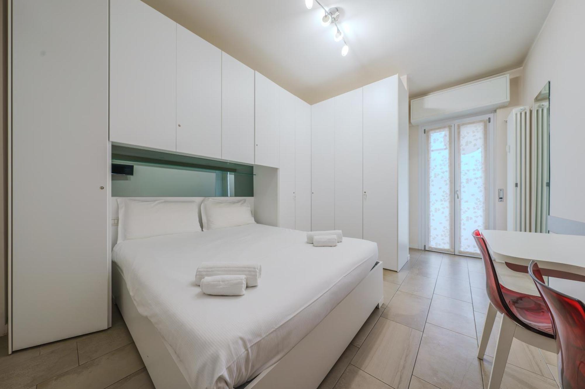 Cristel Apartment - 15 Min Da Milano Cormano Luaran gambar